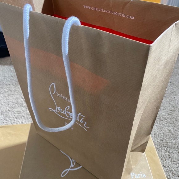 Authentic Christian Louboutin Shopping bag - Picture 3 of 5
